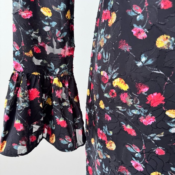 Club Monaco Gustano Dress Black Grand Floral Print Bell Sleeve Sheer pattern 00 - Picture 5 of 8
